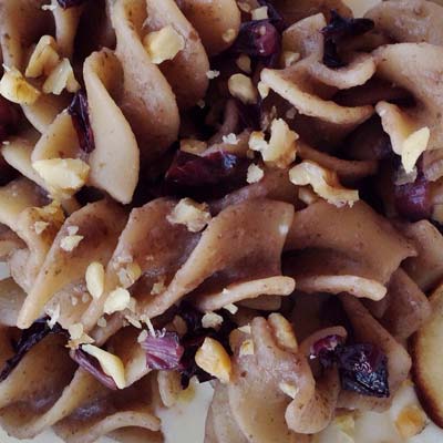 Ricetta pasta con radicchio, stracchino e noci - La Molisana