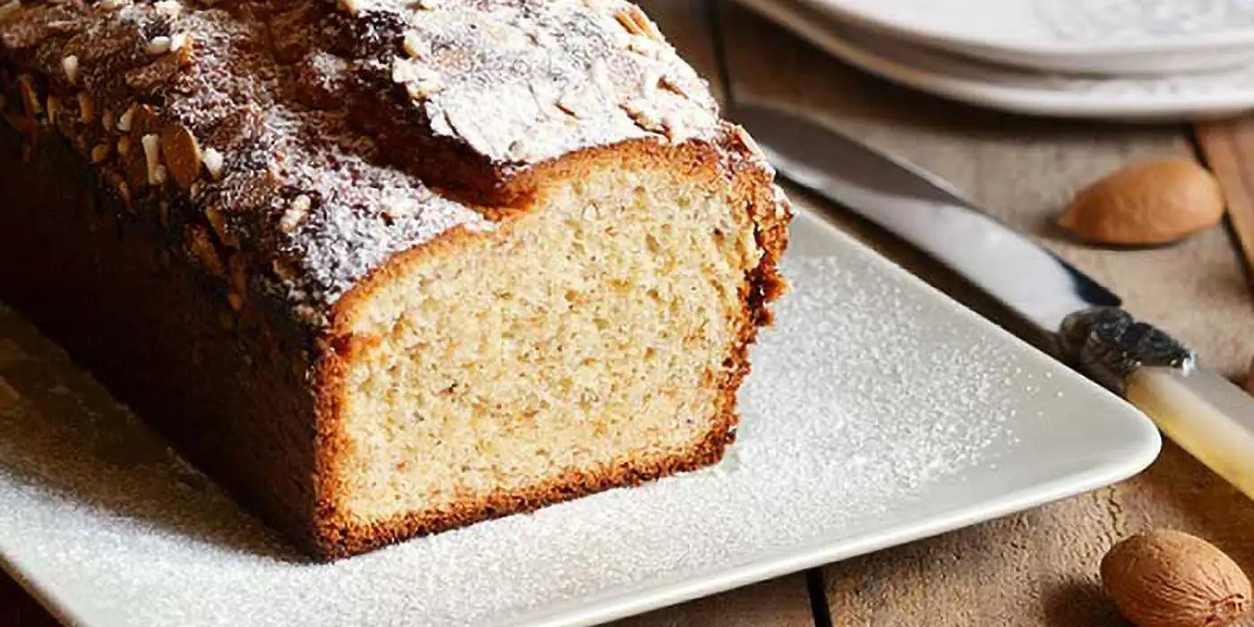 Ricetta plumcake di semola con mandorle - La Molisana