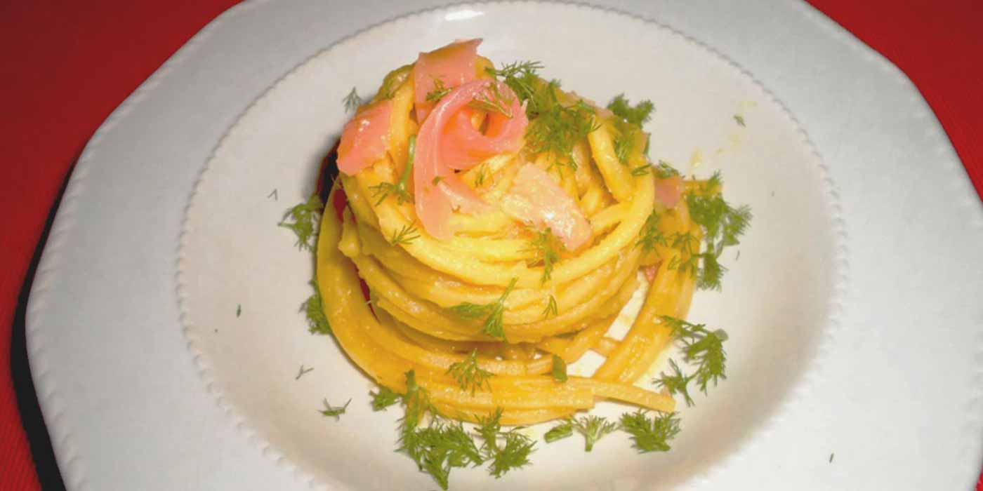 Ricetta Spaghetto Quadrato con crema di finocchi e salmone - La Molisana