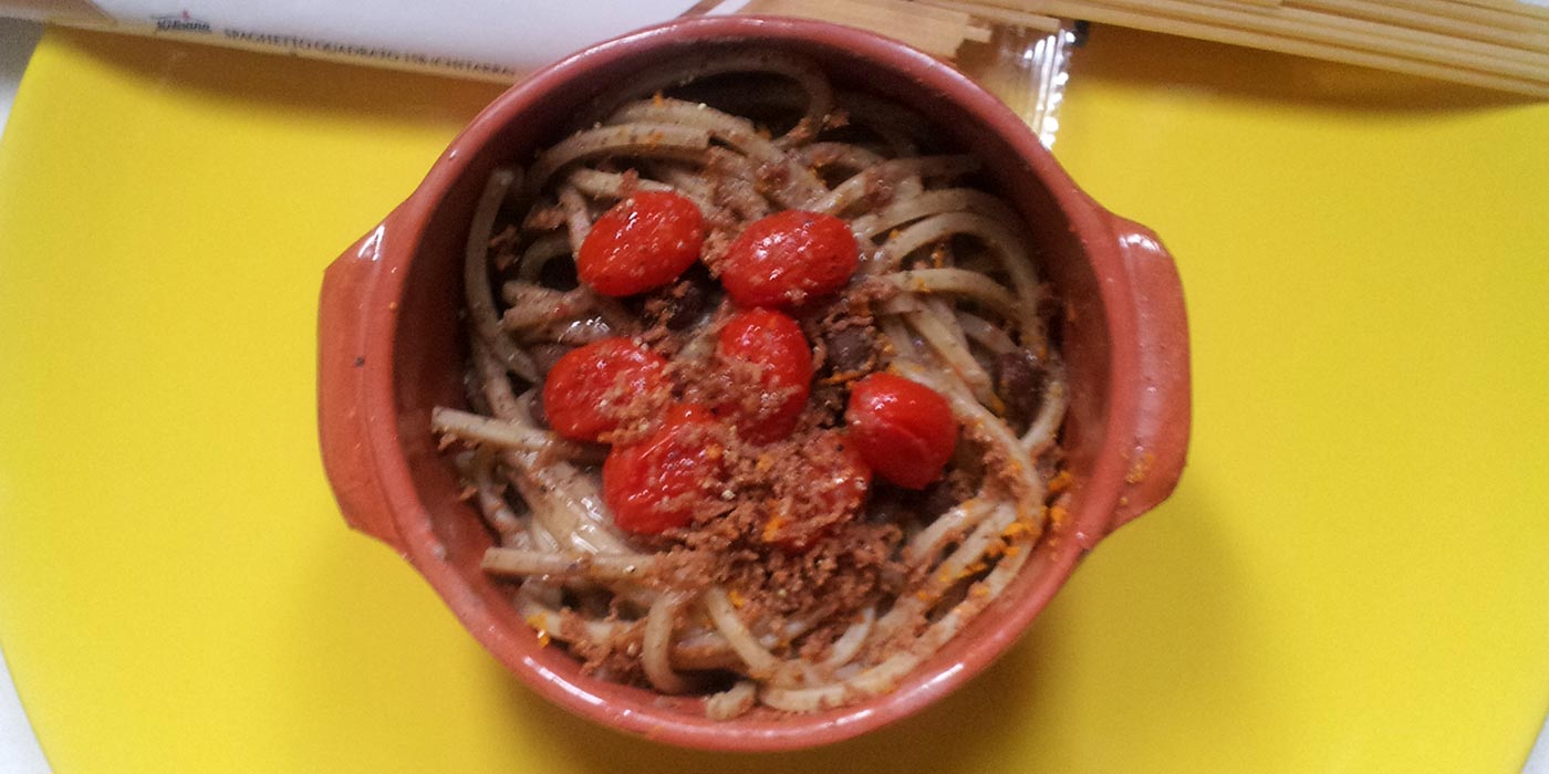 Ricetta Spaghetto Quadrato al macco di ceci neri e bottarga - La Molisana
