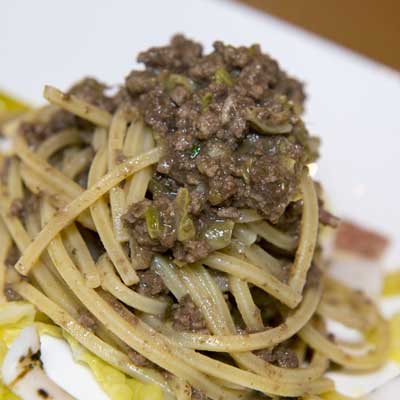 Ricetta Spaghetto Quadrato al tapulone di equino al Nebbiolo - La Molisana