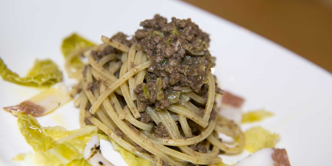 Ricetta Spaghetto Quadrato al tapulone di equino al Nebbiolo - La Molisana