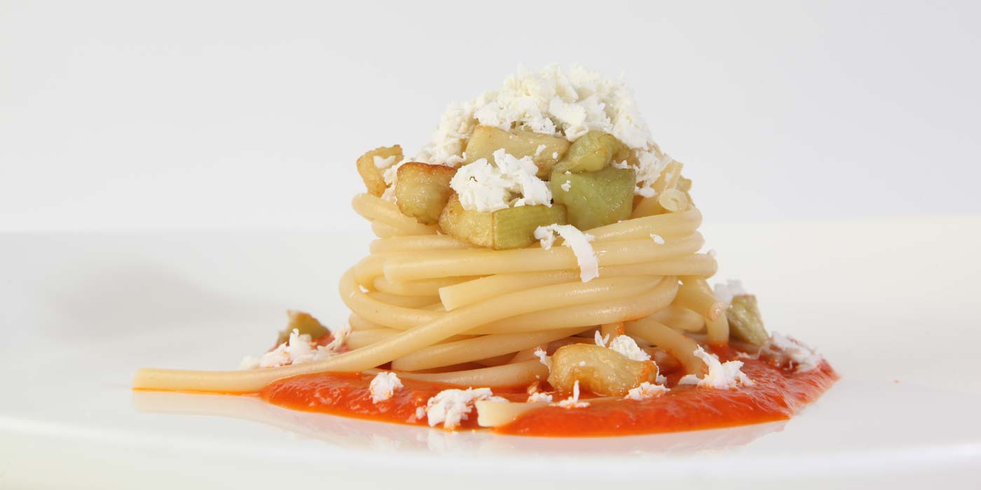 Ricetta Bucatini La Molisana con melanzane alla norma