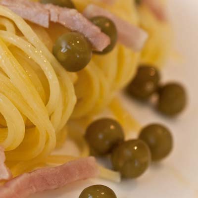 Ricetta Tagliolini La Molisana con prosciutto cotto e piselli