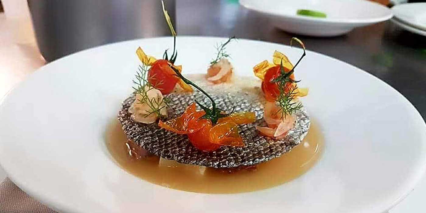 Ricetta Mezza Penna Quadrata in brodo di tonno e cialda di salmone croccante - La Molisana