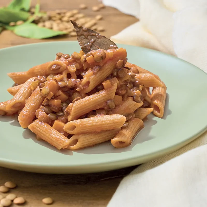 Ricetta Penne rigate integrali con ragù di lenticchie - La Molisana