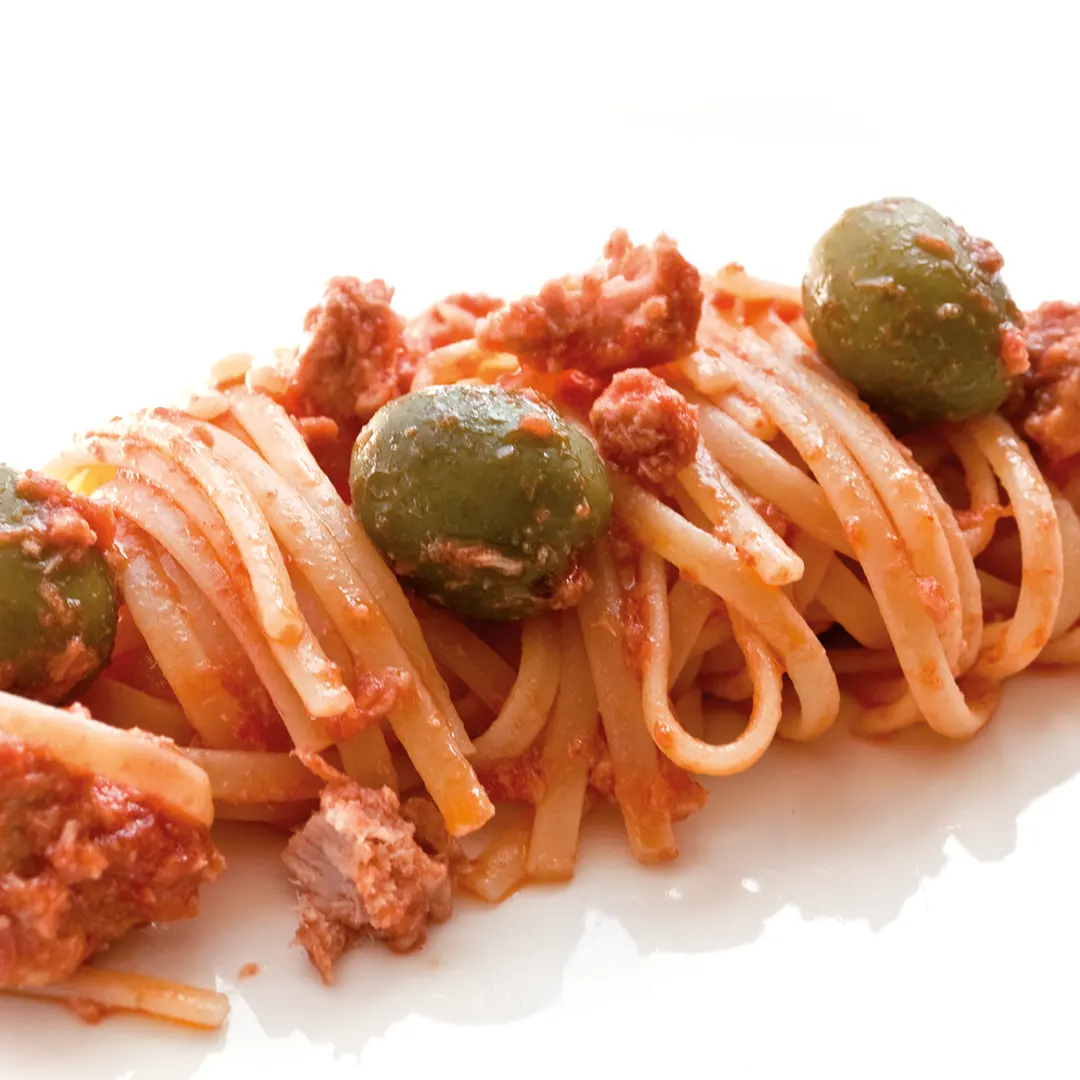 Ricetta Linguine con olive, tonno e pomodorini - La Molisana